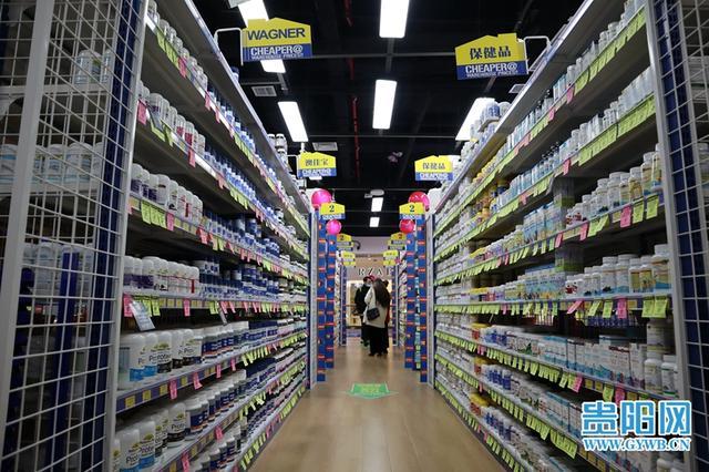 贵州首家！“CW新零售”线下门店在花果园购物中心正式开业