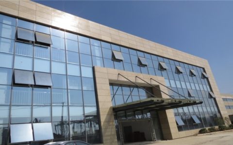 精研模具智造 亿成电子铸就精密制造新标杆