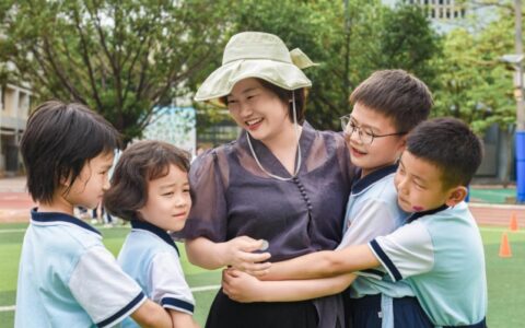 根深沃土，智向未来｜佛山市南海区中附外国语学校：坚守至诚初心，构建 AI + 教育新生态