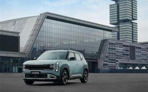 空间更大、马力更强，起亚全新赛图斯重新定义8万级SUV