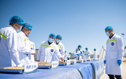 “奶牛金钥匙”走进内蒙古：奶牛种业协作创新平台成立 以种业科技创造产业价值