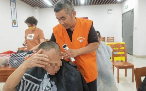 助残善举十余载，T3出行司机栾卫祥用坚守温暖残友人生路